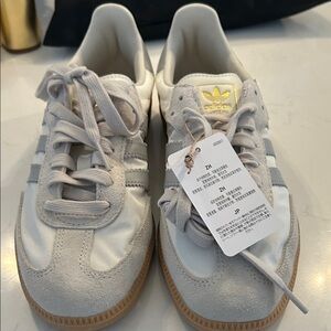 Adidas White and Light Gray Sneakers with Gum Sole